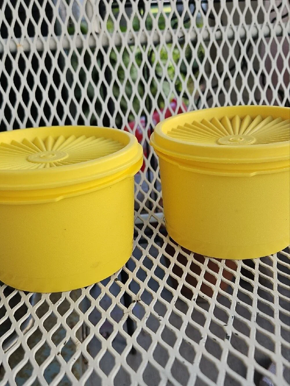 Tupperware Yellow Round Food Storage Containers (Set of 2)